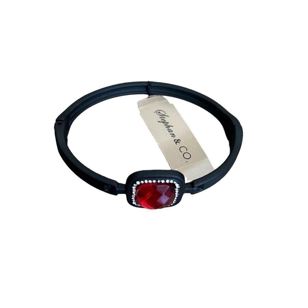 Matte Black & Faux Ruby Red Acrylic Gem Clasp Bracelet from Stephan & Co. - Picture 8 of 12